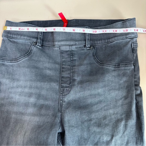 Spanx Vintage High Rise Distressed Grey Ankle Skinny Jeans/Jeggings Size Medium - Picture 7 of 10